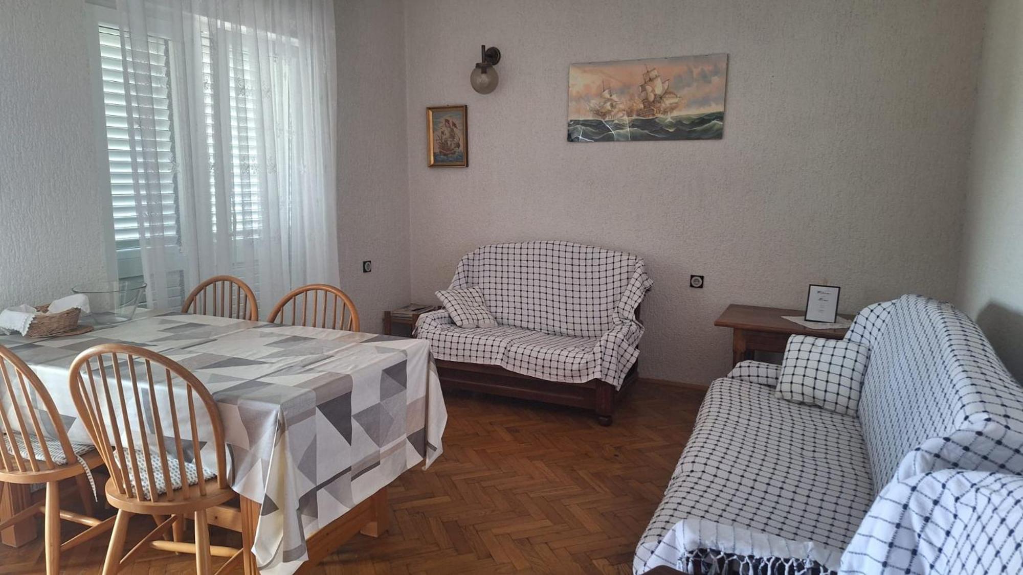 Apartment Lukovo - Puskaric Buitenkant foto