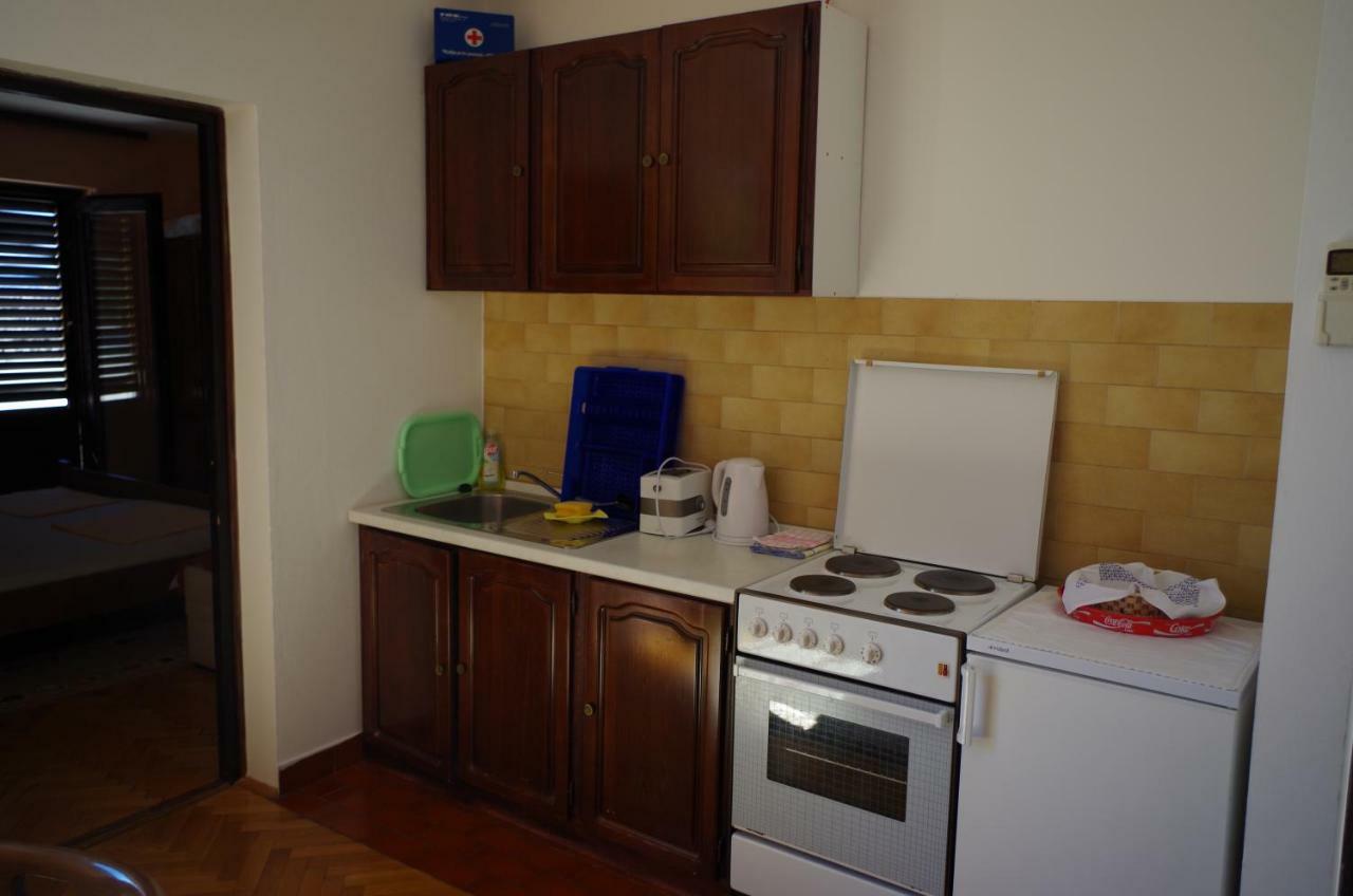 Apartment Lukovo - Puskaric Buitenkant foto